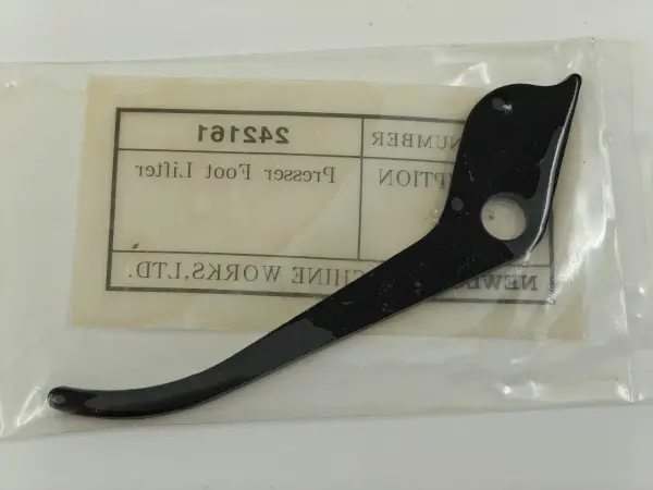 Newlong Nähfußhebel / Presser Foot Lifter (242161)